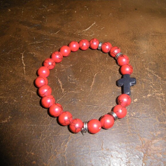 Unisex Elastic Beaded Bracelet w/ Crucifix / Christian Cross - Picture 1 of 1